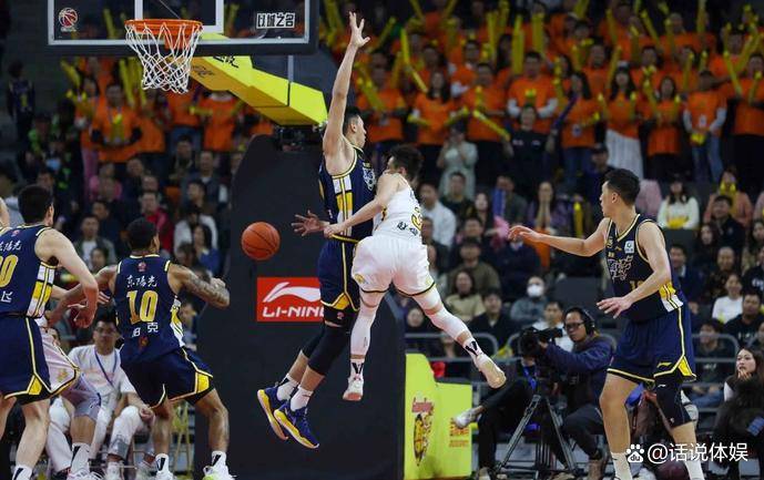 关于CBA常规赛窗口期走向成谜，比利亚雷亚尔伤情更新，压力陡增，资深球员宣示担当的信息