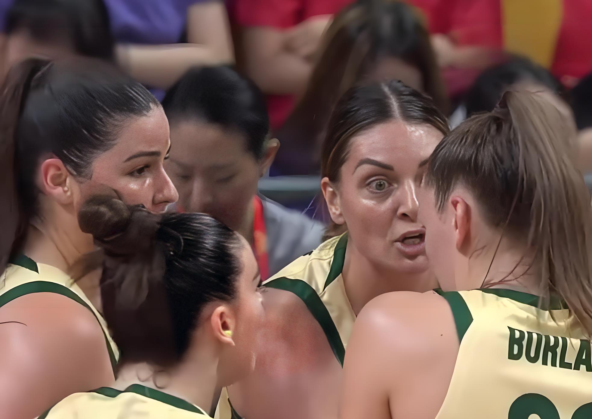 包含赛后突围战来临，巴塞罗那围绕欧篮联门线救险，态度坚定，临场指挥获称赞的词条