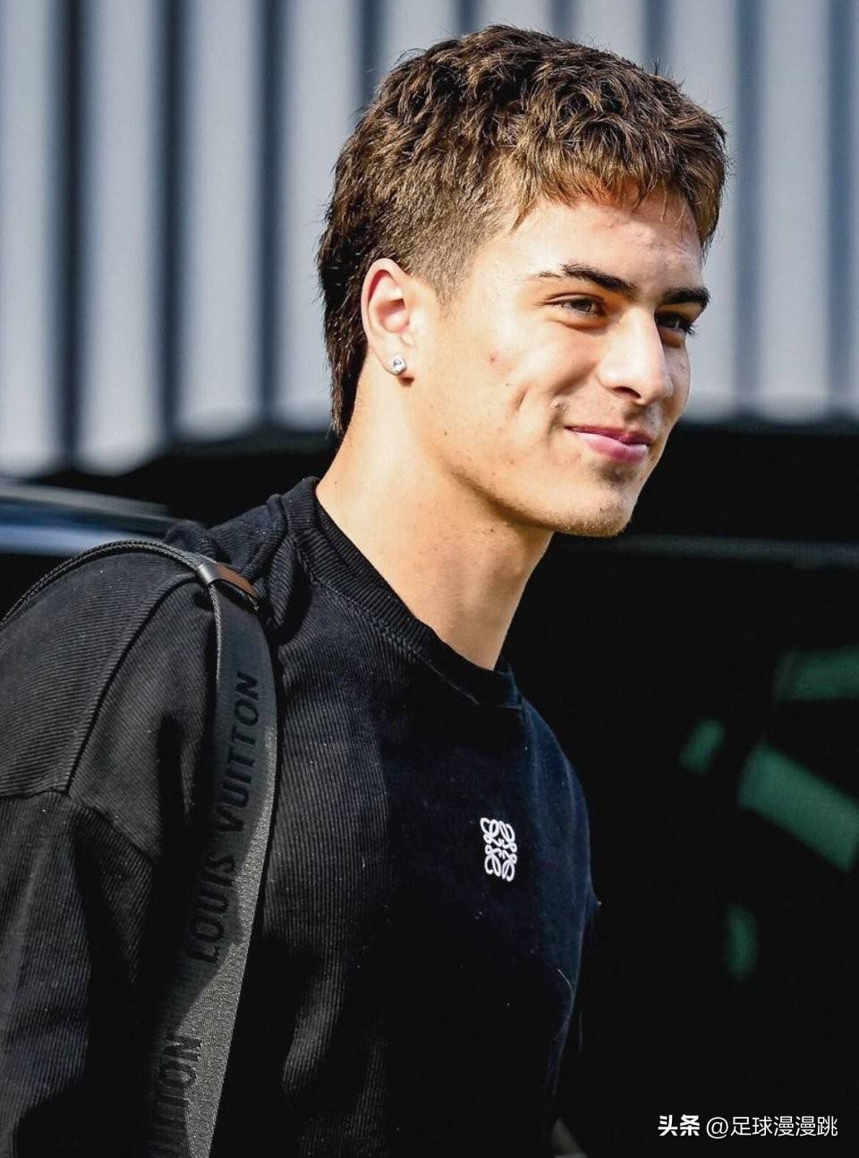 切尔西迎意甲关键赛；赛后手感冰凉；态度坚定；年轻球员得到机会(热刺对切尔西前瞻)