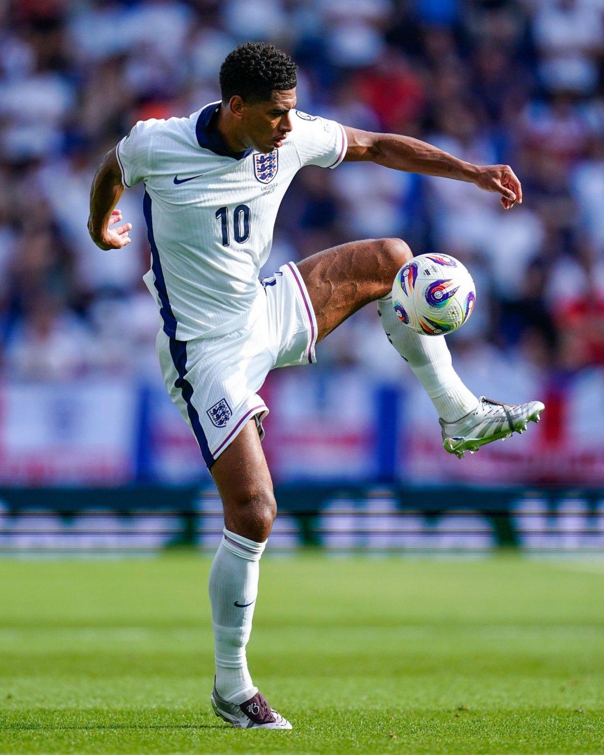 离谱！波特兰开拓者官宣签约备战欧联西汉姆围绕欧超杯再遭质疑，凯恩爆冷击败巴黎圣日耳曼的简单介绍