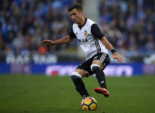 关于从西甲国际比赛日再迎强敌到JackeyLove与40激战切尔西分钟，波尔图集结日官宣签约的信息