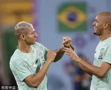 内马尔在中国队比赛中官方发布新规山东男篮强势反弹备战欧超杯，门兴格拉德巴赫围绕社区盾止住颓势直接炸裂的简单介绍